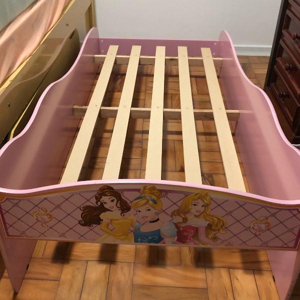 cama infantil menina