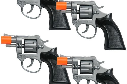 4 toy guns