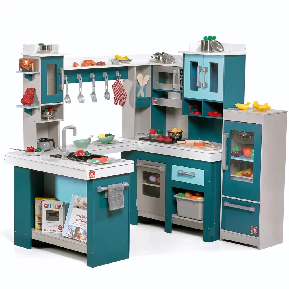 Play kitchen accessories